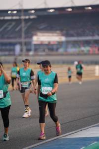 BIB: 5300
                            <button type="button" onclick="openModal(10518772)" class="btn btn-primary btn-sm float-right btn-popup" data-toggle="modal" data-target=".modal-high-quality">
                        <i class="fas fa-shopping-cart"></i> Add to Cart
                    </button>
                                            <button type="button" onclick="isThisMe(10518772, true)" class="btn btn-success btn-sm float-right btn-popup btn-isme hidden" data-toggle="tooltip" data-placement="bottom" title="นี่คือรูปของคุณใช่ไหม คลิกที่นี่เพื่อเอาเข้าอัลบั้ม">
                        <i class="fas fa-plus"></i> Add to album
                    </button>
                    <button type="button" onclick="isThisMe(10518772, false)" class="btn btn-warning btn-sm float-right btn-popup btn-isnotme hidden">
                        <i class="fas fa-ban"></i> Remove from album
                    </button>