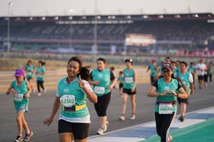 BIB: 52502, 50674
                            <button type="button" onclick="openModal(10513724)" class="btn btn-primary btn-sm float-right btn-popup" data-toggle="modal" data-target=".modal-high-quality">
                        <i class="fas fa-shopping-cart"></i> Add to Cart
                    </button>
                                            <button type="button" onclick="isThisMe(10513724, true)" class="btn btn-success btn-sm float-right btn-popup btn-isme hidden" data-toggle="tooltip" data-placement="bottom" title="นี่คือรูปของคุณใช่ไหม คลิกที่นี่เพื่อเอาเข้าอัลบั้ม">
                        <i class="fas fa-plus"></i> Add to album
                    </button>
                    <button type="button" onclick="isThisMe(10513724, false)" class="btn btn-warning btn-sm float-right btn-popup btn-isnotme hidden">
                        <i class="fas fa-ban"></i> Remove from album
                    </button>