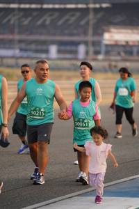 BIB: 50215, 50051
                            <button type="button" onclick="openModal(10517991)" class="btn btn-primary btn-sm float-right btn-popup" data-toggle="modal" data-target=".modal-high-quality">
                        <i class="fas fa-shopping-cart"></i> Add to Cart
                    </button>
                                            <button type="button" onclick="isThisMe(10517991, true)" class="btn btn-success btn-sm float-right btn-popup btn-isme hidden" data-toggle="tooltip" data-placement="bottom" title="นี่คือรูปของคุณใช่ไหม คลิกที่นี่เพื่อเอาเข้าอัลบั้ม">
                        <i class="fas fa-plus"></i> Add to album
                    </button>
                    <button type="button" onclick="isThisMe(10517991, false)" class="btn btn-warning btn-sm float-right btn-popup btn-isnotme hidden">
                        <i class="fas fa-ban"></i> Remove from album
                    </button>