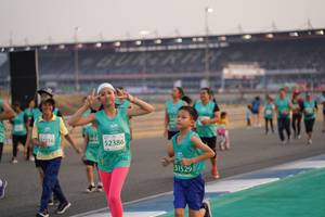 BIB: 0216, 52386, 51529
                            <button type="button" onclick="openModal(10519539)" class="btn btn-primary btn-sm float-right btn-popup" data-toggle="modal" data-target=".modal-high-quality">
                        <i class="fas fa-shopping-cart"></i> Add to Cart
                    </button>
                                            <button type="button" onclick="isThisMe(10519539, true)" class="btn btn-success btn-sm float-right btn-popup btn-isme hidden" data-toggle="tooltip" data-placement="bottom" title="นี่คือรูปของคุณใช่ไหม คลิกที่นี่เพื่อเอาเข้าอัลบั้ม">
                        <i class="fas fa-plus"></i> Add to album
                    </button>
                    <button type="button" onclick="isThisMe(10519539, false)" class="btn btn-warning btn-sm float-right btn-popup btn-isnotme hidden">
                        <i class="fas fa-ban"></i> Remove from album
                    </button>