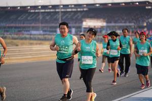 BIB: 51944, 50954, 50578
                            <button type="button" onclick="openModal(10512485)" class="btn btn-primary btn-sm float-right btn-popup" data-toggle="modal" data-target=".modal-high-quality">
                        <i class="fas fa-shopping-cart"></i> Add to Cart
                    </button>
                                            <button type="button" onclick="isThisMe(10512485, true)" class="btn btn-success btn-sm float-right btn-popup btn-isme hidden" data-toggle="tooltip" data-placement="bottom" title="นี่คือรูปของคุณใช่ไหม คลิกที่นี่เพื่อเอาเข้าอัลบั้ม">
                        <i class="fas fa-plus"></i> Add to album
                    </button>
                    <button type="button" onclick="isThisMe(10512485, false)" class="btn btn-warning btn-sm float-right btn-popup btn-isnotme hidden">
                        <i class="fas fa-ban"></i> Remove from album
                    </button>