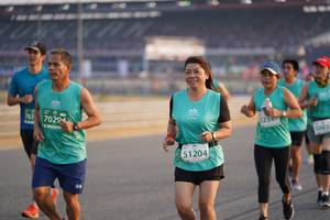 BIB: 707, 70294, 5234, 063, 51204
                            <button type="button" onclick="openModal(10511242)" class="btn btn-primary btn-sm float-right btn-popup" data-toggle="modal" data-target=".modal-high-quality">
                        <i class="fas fa-shopping-cart"></i> Add to Cart
                    </button>
                                            <button type="button" onclick="isThisMe(10511242, true)" class="btn btn-success btn-sm float-right btn-popup btn-isme hidden" data-toggle="tooltip" data-placement="bottom" title="นี่คือรูปของคุณใช่ไหม คลิกที่นี่เพื่อเอาเข้าอัลบั้ม">
                        <i class="fas fa-plus"></i> Add to album
                    </button>
                    <button type="button" onclick="isThisMe(10511242, false)" class="btn btn-warning btn-sm float-right btn-popup btn-isnotme hidden">
                        <i class="fas fa-ban"></i> Remove from album
                    </button>