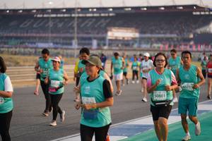 BIB: 80713, 50801
                            <button type="button" onclick="openModal(10513843)" class="btn btn-primary btn-sm float-right btn-popup" data-toggle="modal" data-target=".modal-high-quality">
                        <i class="fas fa-shopping-cart"></i> Add to Cart
                    </button>
                                            <button type="button" onclick="isThisMe(10513843, true)" class="btn btn-success btn-sm float-right btn-popup btn-isme hidden" data-toggle="tooltip" data-placement="bottom" title="นี่คือรูปของคุณใช่ไหม คลิกที่นี่เพื่อเอาเข้าอัลบั้ม">
                        <i class="fas fa-plus"></i> Add to album
                    </button>
                    <button type="button" onclick="isThisMe(10513843, false)" class="btn btn-warning btn-sm float-right btn-popup btn-isnotme hidden">
                        <i class="fas fa-ban"></i> Remove from album
                    </button>