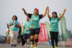 BIB: 251900, 1940, 53217
                            <button type="button" onclick="openModal(10523788)" class="btn btn-primary btn-sm float-right btn-popup" data-toggle="modal" data-target=".modal-high-quality">
                        <i class="fas fa-shopping-cart"></i> Add to Cart
                    </button>
                                            <button type="button" onclick="isThisMe(10523788, true)" class="btn btn-success btn-sm float-right btn-popup btn-isme hidden" data-toggle="tooltip" data-placement="bottom" title="นี่คือรูปของคุณใช่ไหม คลิกที่นี่เพื่อเอาเข้าอัลบั้ม">
                        <i class="fas fa-plus"></i> Add to album
                    </button>
                    <button type="button" onclick="isThisMe(10523788, false)" class="btn btn-warning btn-sm float-right btn-popup btn-isnotme hidden">
                        <i class="fas fa-ban"></i> Remove from album
                    </button>