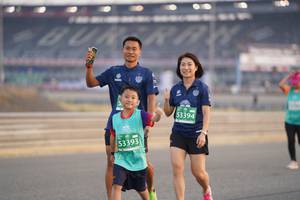 BIB: 53394, 53393
                            <button type="button" onclick="openModal(10521033)" class="btn btn-primary btn-sm float-right btn-popup" data-toggle="modal" data-target=".modal-high-quality">
                        <i class="fas fa-shopping-cart"></i> Add to Cart
                    </button>
                                            <button type="button" onclick="isThisMe(10521033, true)" class="btn btn-success btn-sm float-right btn-popup btn-isme hidden" data-toggle="tooltip" data-placement="bottom" title="นี่คือรูปของคุณใช่ไหม คลิกที่นี่เพื่อเอาเข้าอัลบั้ม">
                        <i class="fas fa-plus"></i> Add to album
                    </button>
                    <button type="button" onclick="isThisMe(10521033, false)" class="btn btn-warning btn-sm float-right btn-popup btn-isnotme hidden">
                        <i class="fas fa-ban"></i> Remove from album
                    </button>