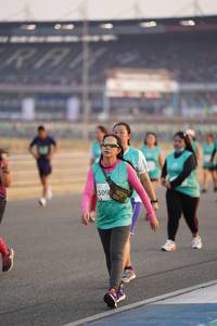 BIB: 509
                            <button type="button" onclick="openModal(10515545)" class="btn btn-primary btn-sm float-right btn-popup" data-toggle="modal" data-target=".modal-high-quality">
                        <i class="fas fa-shopping-cart"></i> Add to Cart
                    </button>
                                            <button type="button" onclick="isThisMe(10515545, true)" class="btn btn-success btn-sm float-right btn-popup btn-isme hidden" data-toggle="tooltip" data-placement="bottom" title="นี่คือรูปของคุณใช่ไหม คลิกที่นี่เพื่อเอาเข้าอัลบั้ม">
                        <i class="fas fa-plus"></i> Add to album
                    </button>
                    <button type="button" onclick="isThisMe(10515545, false)" class="btn btn-warning btn-sm float-right btn-popup btn-isnotme hidden">
                        <i class="fas fa-ban"></i> Remove from album
                    </button>