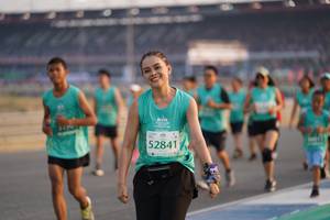 BIB: 52841
                            <button type="button" onclick="openModal(10513089)" class="btn btn-primary btn-sm float-right btn-popup" data-toggle="modal" data-target=".modal-high-quality">
                        <i class="fas fa-shopping-cart"></i> Add to Cart
                    </button>
                                            <button type="button" onclick="isThisMe(10513089, true)" class="btn btn-success btn-sm float-right btn-popup btn-isme hidden" data-toggle="tooltip" data-placement="bottom" title="นี่คือรูปของคุณใช่ไหม คลิกที่นี่เพื่อเอาเข้าอัลบั้ม">
                        <i class="fas fa-plus"></i> Add to album
                    </button>
                    <button type="button" onclick="isThisMe(10513089, false)" class="btn btn-warning btn-sm float-right btn-popup btn-isnotme hidden">
                        <i class="fas fa-ban"></i> Remove from album
                    </button>