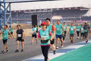 BIB: 
                            <button type="button" onclick="openModal(10515030)" class="btn btn-primary btn-sm float-right btn-popup" data-toggle="modal" data-target=".modal-high-quality">
                        <i class="fas fa-shopping-cart"></i> Add to Cart
                    </button>
                                            <button type="button" onclick="isThisMe(10515030, true)" class="btn btn-success btn-sm float-right btn-popup btn-isme hidden" data-toggle="tooltip" data-placement="bottom" title="นี่คือรูปของคุณใช่ไหม คลิกที่นี่เพื่อเอาเข้าอัลบั้ม">
                        <i class="fas fa-plus"></i> Add to album
                    </button>
                    <button type="button" onclick="isThisMe(10515030, false)" class="btn btn-warning btn-sm float-right btn-popup btn-isnotme hidden">
                        <i class="fas fa-ban"></i> Remove from album
                    </button>