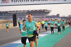 BIB: 51743, 512577
                            <button type="button" onclick="openModal(10514943)" class="btn btn-primary btn-sm float-right btn-popup" data-toggle="modal" data-target=".modal-high-quality">
                        <i class="fas fa-shopping-cart"></i> Add to Cart
                    </button>
                                            <button type="button" onclick="isThisMe(10514943, true)" class="btn btn-success btn-sm float-right btn-popup btn-isme hidden" data-toggle="tooltip" data-placement="bottom" title="นี่คือรูปของคุณใช่ไหม คลิกที่นี่เพื่อเอาเข้าอัลบั้ม">
                        <i class="fas fa-plus"></i> Add to album
                    </button>
                    <button type="button" onclick="isThisMe(10514943, false)" class="btn btn-warning btn-sm float-right btn-popup btn-isnotme hidden">
                        <i class="fas fa-ban"></i> Remove from album
                    </button>