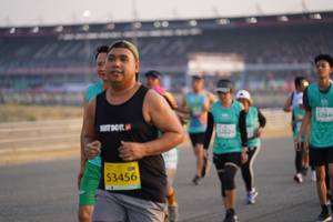 BIB: 5284, 32624, 53456
                            <button type="button" onclick="openModal(10511902)" class="btn btn-primary btn-sm float-right btn-popup" data-toggle="modal" data-target=".modal-high-quality">
                        <i class="fas fa-shopping-cart"></i> Add to Cart
                    </button>
                                            <button type="button" onclick="isThisMe(10511902, true)" class="btn btn-success btn-sm float-right btn-popup btn-isme hidden" data-toggle="tooltip" data-placement="bottom" title="นี่คือรูปของคุณใช่ไหม คลิกที่นี่เพื่อเอาเข้าอัลบั้ม">
                        <i class="fas fa-plus"></i> Add to album
                    </button>
                    <button type="button" onclick="isThisMe(10511902, false)" class="btn btn-warning btn-sm float-right btn-popup btn-isnotme hidden">
                        <i class="fas fa-ban"></i> Remove from album
                    </button>