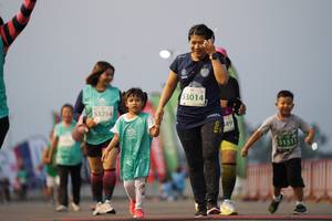 BIB: 53014, 53254, 51511
                            <button type="button" onclick="openModal(10524203)" class="btn btn-primary btn-sm float-right btn-popup" data-toggle="modal" data-target=".modal-high-quality">
                        <i class="fas fa-shopping-cart"></i> Add to Cart
                    </button>
                                            <button type="button" onclick="isThisMe(10524203, true)" class="btn btn-success btn-sm float-right btn-popup btn-isme hidden" data-toggle="tooltip" data-placement="bottom" title="นี่คือรูปของคุณใช่ไหม คลิกที่นี่เพื่อเอาเข้าอัลบั้ม">
                        <i class="fas fa-plus"></i> Add to album
                    </button>
                    <button type="button" onclick="isThisMe(10524203, false)" class="btn btn-warning btn-sm float-right btn-popup btn-isnotme hidden">
                        <i class="fas fa-ban"></i> Remove from album
                    </button>