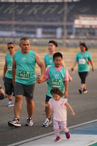 BIB: 526, 50215, 50051
                            <button type="button" onclick="openModal(10518024)" class="btn btn-primary btn-sm float-right btn-popup" data-toggle="modal" data-target=".modal-high-quality">
                        <i class="fas fa-shopping-cart"></i> Add to Cart
                    </button>
                                            <button type="button" onclick="isThisMe(10518024, true)" class="btn btn-success btn-sm float-right btn-popup btn-isme hidden" data-toggle="tooltip" data-placement="bottom" title="นี่คือรูปของคุณใช่ไหม คลิกที่นี่เพื่อเอาเข้าอัลบั้ม">
                        <i class="fas fa-plus"></i> Add to album
                    </button>
                    <button type="button" onclick="isThisMe(10518024, false)" class="btn btn-warning btn-sm float-right btn-popup btn-isnotme hidden">
                        <i class="fas fa-ban"></i> Remove from album
                    </button>