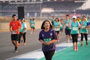 BIB: 157
                            <button type="button" onclick="openModal(10514919)" class="btn btn-primary btn-sm float-right btn-popup" data-toggle="modal" data-target=".modal-high-quality">
                        <i class="fas fa-shopping-cart"></i> Add to Cart
                    </button>
                                            <button type="button" onclick="isThisMe(10514919, true)" class="btn btn-success btn-sm float-right btn-popup btn-isme hidden" data-toggle="tooltip" data-placement="bottom" title="นี่คือรูปของคุณใช่ไหม คลิกที่นี่เพื่อเอาเข้าอัลบั้ม">
                        <i class="fas fa-plus"></i> Add to album
                    </button>
                    <button type="button" onclick="isThisMe(10514919, false)" class="btn btn-warning btn-sm float-right btn-popup btn-isnotme hidden">
                        <i class="fas fa-ban"></i> Remove from album
                    </button>