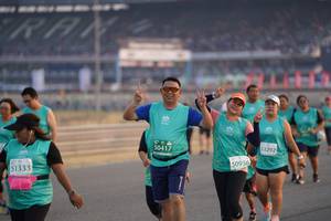 BIB: 50417, 53292, 50936, 51333
                            <button type="button" onclick="openModal(10518999)" class="btn btn-primary btn-sm float-right btn-popup" data-toggle="modal" data-target=".modal-high-quality">
                        <i class="fas fa-shopping-cart"></i> Add to Cart
                    </button>
                                            <button type="button" onclick="isThisMe(10518999, true)" class="btn btn-success btn-sm float-right btn-popup btn-isme hidden" data-toggle="tooltip" data-placement="bottom" title="นี่คือรูปของคุณใช่ไหม คลิกที่นี่เพื่อเอาเข้าอัลบั้ม">
                        <i class="fas fa-plus"></i> Add to album
                    </button>
                    <button type="button" onclick="isThisMe(10518999, false)" class="btn btn-warning btn-sm float-right btn-popup btn-isnotme hidden">
                        <i class="fas fa-ban"></i> Remove from album
                    </button>