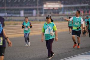 BIB: 50375, 512
                            <button type="button" onclick="openModal(10519342)" class="btn btn-primary btn-sm float-right btn-popup" data-toggle="modal" data-target=".modal-high-quality">
                        <i class="fas fa-shopping-cart"></i> Add to Cart
                    </button>
                                            <button type="button" onclick="isThisMe(10519342, true)" class="btn btn-success btn-sm float-right btn-popup btn-isme hidden" data-toggle="tooltip" data-placement="bottom" title="นี่คือรูปของคุณใช่ไหม คลิกที่นี่เพื่อเอาเข้าอัลบั้ม">
                        <i class="fas fa-plus"></i> Add to album
                    </button>
                    <button type="button" onclick="isThisMe(10519342, false)" class="btn btn-warning btn-sm float-right btn-popup btn-isnotme hidden">
                        <i class="fas fa-ban"></i> Remove from album
                    </button>