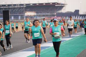 BIB: 52944, 53236, 227
                            <button type="button" onclick="openModal(10515074)" class="btn btn-primary btn-sm float-right btn-popup" data-toggle="modal" data-target=".modal-high-quality">
                        <i class="fas fa-shopping-cart"></i> Add to Cart
                    </button>
                                            <button type="button" onclick="isThisMe(10515074, true)" class="btn btn-success btn-sm float-right btn-popup btn-isme hidden" data-toggle="tooltip" data-placement="bottom" title="นี่คือรูปของคุณใช่ไหม คลิกที่นี่เพื่อเอาเข้าอัลบั้ม">
                        <i class="fas fa-plus"></i> Add to album
                    </button>
                    <button type="button" onclick="isThisMe(10515074, false)" class="btn btn-warning btn-sm float-right btn-popup btn-isnotme hidden">
                        <i class="fas fa-ban"></i> Remove from album
                    </button>