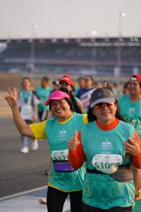 BIB: 5323, 510
                            <button type="button" onclick="openModal(10514212)" class="btn btn-primary btn-sm float-right btn-popup" data-toggle="modal" data-target=".modal-high-quality">
                        <i class="fas fa-shopping-cart"></i> Add to Cart
                    </button>
                                            <button type="button" onclick="isThisMe(10514212, true)" class="btn btn-success btn-sm float-right btn-popup btn-isme hidden" data-toggle="tooltip" data-placement="bottom" title="นี่คือรูปของคุณใช่ไหม คลิกที่นี่เพื่อเอาเข้าอัลบั้ม">
                        <i class="fas fa-plus"></i> Add to album
                    </button>
                    <button type="button" onclick="isThisMe(10514212, false)" class="btn btn-warning btn-sm float-right btn-popup btn-isnotme hidden">
                        <i class="fas fa-ban"></i> Remove from album
                    </button>