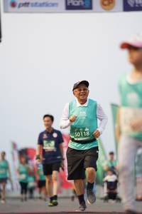 BIB: 50118
                            <button type="button" onclick="openModal(10523562)" class="btn btn-primary btn-sm float-right btn-popup" data-toggle="modal" data-target=".modal-high-quality">
                        <i class="fas fa-shopping-cart"></i> Add to Cart
                    </button>
                                            <button type="button" onclick="isThisMe(10523562, true)" class="btn btn-success btn-sm float-right btn-popup btn-isme hidden" data-toggle="tooltip" data-placement="bottom" title="นี่คือรูปของคุณใช่ไหม คลิกที่นี่เพื่อเอาเข้าอัลบั้ม">
                        <i class="fas fa-plus"></i> Add to album
                    </button>
                    <button type="button" onclick="isThisMe(10523562, false)" class="btn btn-warning btn-sm float-right btn-popup btn-isnotme hidden">
                        <i class="fas fa-ban"></i> Remove from album
                    </button>