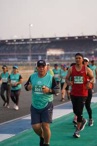 BIB: 50275, 5041
                            <button type="button" onclick="openModal(10514725)" class="btn btn-primary btn-sm float-right btn-popup" data-toggle="modal" data-target=".modal-high-quality">
                        <i class="fas fa-shopping-cart"></i> Add to Cart
                    </button>
                                            <button type="button" onclick="isThisMe(10514725, true)" class="btn btn-success btn-sm float-right btn-popup btn-isme hidden" data-toggle="tooltip" data-placement="bottom" title="นี่คือรูปของคุณใช่ไหม คลิกที่นี่เพื่อเอาเข้าอัลบั้ม">
                        <i class="fas fa-plus"></i> Add to album
                    </button>
                    <button type="button" onclick="isThisMe(10514725, false)" class="btn btn-warning btn-sm float-right btn-popup btn-isnotme hidden">
                        <i class="fas fa-ban"></i> Remove from album
                    </button>