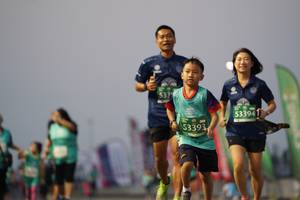 BIB: 533, 533941, 53393
                            <button type="button" onclick="openModal(10524360)" class="btn btn-primary btn-sm float-right btn-popup" data-toggle="modal" data-target=".modal-high-quality">
                        <i class="fas fa-shopping-cart"></i> Add to Cart
                    </button>
                                            <button type="button" onclick="isThisMe(10524360, true)" class="btn btn-success btn-sm float-right btn-popup btn-isme hidden" data-toggle="tooltip" data-placement="bottom" title="นี่คือรูปของคุณใช่ไหม คลิกที่นี่เพื่อเอาเข้าอัลบั้ม">
                        <i class="fas fa-plus"></i> Add to album
                    </button>
                    <button type="button" onclick="isThisMe(10524360, false)" class="btn btn-warning btn-sm float-right btn-popup btn-isnotme hidden">
                        <i class="fas fa-ban"></i> Remove from album
                    </button>