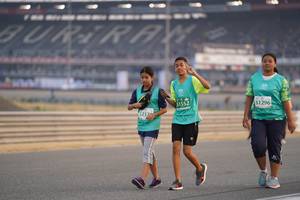 BIB: 1296, 1552, 5237
                            <button type="button" onclick="openModal(10520747)" class="btn btn-primary btn-sm float-right btn-popup" data-toggle="modal" data-target=".modal-high-quality">
                        <i class="fas fa-shopping-cart"></i> Add to Cart
                    </button>
                                            <button type="button" onclick="isThisMe(10520747, true)" class="btn btn-success btn-sm float-right btn-popup btn-isme hidden" data-toggle="tooltip" data-placement="bottom" title="นี่คือรูปของคุณใช่ไหม คลิกที่นี่เพื่อเอาเข้าอัลบั้ม">
                        <i class="fas fa-plus"></i> Add to album
                    </button>
                    <button type="button" onclick="isThisMe(10520747, false)" class="btn btn-warning btn-sm float-right btn-popup btn-isnotme hidden">
                        <i class="fas fa-ban"></i> Remove from album
                    </button>