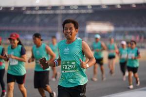 BIB: 70297
                            <button type="button" onclick="openModal(10512896)" class="btn btn-primary btn-sm float-right btn-popup" data-toggle="modal" data-target=".modal-high-quality">
                        <i class="fas fa-shopping-cart"></i> Add to Cart
                    </button>
                                            <button type="button" onclick="isThisMe(10512896, true)" class="btn btn-success btn-sm float-right btn-popup btn-isme hidden" data-toggle="tooltip" data-placement="bottom" title="นี่คือรูปของคุณใช่ไหม คลิกที่นี่เพื่อเอาเข้าอัลบั้ม">
                        <i class="fas fa-plus"></i> Add to album
                    </button>
                    <button type="button" onclick="isThisMe(10512896, false)" class="btn btn-warning btn-sm float-right btn-popup btn-isnotme hidden">
                        <i class="fas fa-ban"></i> Remove from album
                    </button>