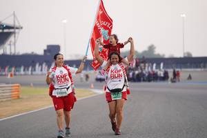 BIB: 51098, 50175, 
                            <button type="button" onclick="openModal(10521839)" class="btn btn-primary btn-sm float-right btn-popup" data-toggle="modal" data-target=".modal-high-quality">
                        <i class="fas fa-shopping-cart"></i> Add to Cart
                    </button>
                                            <button type="button" onclick="isThisMe(10521839, true)" class="btn btn-success btn-sm float-right btn-popup btn-isme hidden" data-toggle="tooltip" data-placement="bottom" title="นี่คือรูปของคุณใช่ไหม คลิกที่นี่เพื่อเอาเข้าอัลบั้ม">
                        <i class="fas fa-plus"></i> Add to album
                    </button>
                    <button type="button" onclick="isThisMe(10521839, false)" class="btn btn-warning btn-sm float-right btn-popup btn-isnotme hidden">
                        <i class="fas fa-ban"></i> Remove from album
                    </button>