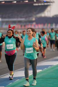 BIB: 52920, 50867
                            <button type="button" onclick="openModal(10518208)" class="btn btn-primary btn-sm float-right btn-popup" data-toggle="modal" data-target=".modal-high-quality">
                        <i class="fas fa-shopping-cart"></i> Add to Cart
                    </button>
                                            <button type="button" onclick="isThisMe(10518208, true)" class="btn btn-success btn-sm float-right btn-popup btn-isme hidden" data-toggle="tooltip" data-placement="bottom" title="นี่คือรูปของคุณใช่ไหม คลิกที่นี่เพื่อเอาเข้าอัลบั้ม">
                        <i class="fas fa-plus"></i> Add to album
                    </button>
                    <button type="button" onclick="isThisMe(10518208, false)" class="btn btn-warning btn-sm float-right btn-popup btn-isnotme hidden">
                        <i class="fas fa-ban"></i> Remove from album
                    </button>