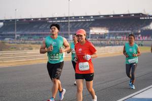 BIB: 50206, 52558, 52762
                            <button type="button" onclick="openModal(10511275)" class="btn btn-primary btn-sm float-right btn-popup" data-toggle="modal" data-target=".modal-high-quality">
                        <i class="fas fa-shopping-cart"></i> Add to Cart
                    </button>
                                            <button type="button" onclick="isThisMe(10511275, true)" class="btn btn-success btn-sm float-right btn-popup btn-isme hidden" data-toggle="tooltip" data-placement="bottom" title="นี่คือรูปของคุณใช่ไหม คลิกที่นี่เพื่อเอาเข้าอัลบั้ม">
                        <i class="fas fa-plus"></i> Add to album
                    </button>
                    <button type="button" onclick="isThisMe(10511275, false)" class="btn btn-warning btn-sm float-right btn-popup btn-isnotme hidden">
                        <i class="fas fa-ban"></i> Remove from album
                    </button>