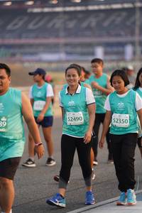 BIB: 52490, 52350
                            <button type="button" onclick="openModal(10515806)" class="btn btn-primary btn-sm float-right btn-popup" data-toggle="modal" data-target=".modal-high-quality">
                        <i class="fas fa-shopping-cart"></i> Add to Cart
                    </button>
                                            <button type="button" onclick="isThisMe(10515806, true)" class="btn btn-success btn-sm float-right btn-popup btn-isme hidden" data-toggle="tooltip" data-placement="bottom" title="นี่คือรูปของคุณใช่ไหม คลิกที่นี่เพื่อเอาเข้าอัลบั้ม">
                        <i class="fas fa-plus"></i> Add to album
                    </button>
                    <button type="button" onclick="isThisMe(10515806, false)" class="btn btn-warning btn-sm float-right btn-popup btn-isnotme hidden">
                        <i class="fas fa-ban"></i> Remove from album
                    </button>