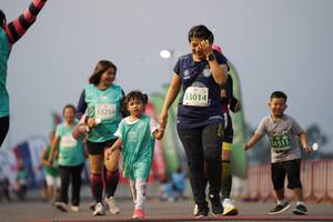 BIB: 53014, 53254, 51511
                            <button type="button" onclick="openModal(10524204)" class="btn btn-primary btn-sm float-right btn-popup" data-toggle="modal" data-target=".modal-high-quality">
                        <i class="fas fa-shopping-cart"></i> Add to Cart
                    </button>
                                            <button type="button" onclick="isThisMe(10524204, true)" class="btn btn-success btn-sm float-right btn-popup btn-isme hidden" data-toggle="tooltip" data-placement="bottom" title="นี่คือรูปของคุณใช่ไหม คลิกที่นี่เพื่อเอาเข้าอัลบั้ม">
                        <i class="fas fa-plus"></i> Add to album
                    </button>
                    <button type="button" onclick="isThisMe(10524204, false)" class="btn btn-warning btn-sm float-right btn-popup btn-isnotme hidden">
                        <i class="fas fa-ban"></i> Remove from album
                    </button>