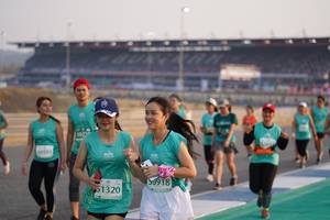 BIB: 0918, 51320
                            <button type="button" onclick="openModal(10513616)" class="btn btn-primary btn-sm float-right btn-popup" data-toggle="modal" data-target=".modal-high-quality">
                        <i class="fas fa-shopping-cart"></i> Add to Cart
                    </button>
                                            <button type="button" onclick="isThisMe(10513616, true)" class="btn btn-success btn-sm float-right btn-popup btn-isme hidden" data-toggle="tooltip" data-placement="bottom" title="นี่คือรูปของคุณใช่ไหม คลิกที่นี่เพื่อเอาเข้าอัลบั้ม">
                        <i class="fas fa-plus"></i> Add to album
                    </button>
                    <button type="button" onclick="isThisMe(10513616, false)" class="btn btn-warning btn-sm float-right btn-popup btn-isnotme hidden">
                        <i class="fas fa-ban"></i> Remove from album
                    </button>