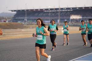 BIB: 50701
                            <button type="button" onclick="openModal(10512481)" class="btn btn-primary btn-sm float-right btn-popup" data-toggle="modal" data-target=".modal-high-quality">
                        <i class="fas fa-shopping-cart"></i> Add to Cart
                    </button>
                                            <button type="button" onclick="isThisMe(10512481, true)" class="btn btn-success btn-sm float-right btn-popup btn-isme hidden" data-toggle="tooltip" data-placement="bottom" title="นี่คือรูปของคุณใช่ไหม คลิกที่นี่เพื่อเอาเข้าอัลบั้ม">
                        <i class="fas fa-plus"></i> Add to album
                    </button>
                    <button type="button" onclick="isThisMe(10512481, false)" class="btn btn-warning btn-sm float-right btn-popup btn-isnotme hidden">
                        <i class="fas fa-ban"></i> Remove from album
                    </button>