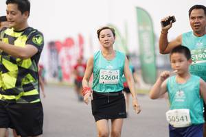 BIB: 5190, 52604, 50541
                            <button type="button" onclick="openModal(10522264)" class="btn btn-primary btn-sm float-right btn-popup" data-toggle="modal" data-target=".modal-high-quality">
                        <i class="fas fa-shopping-cart"></i> Add to Cart
                    </button>
                                            <button type="button" onclick="isThisMe(10522264, true)" class="btn btn-success btn-sm float-right btn-popup btn-isme hidden" data-toggle="tooltip" data-placement="bottom" title="นี่คือรูปของคุณใช่ไหม คลิกที่นี่เพื่อเอาเข้าอัลบั้ม">
                        <i class="fas fa-plus"></i> Add to album
                    </button>
                    <button type="button" onclick="isThisMe(10522264, false)" class="btn btn-warning btn-sm float-right btn-popup btn-isnotme hidden">
                        <i class="fas fa-ban"></i> Remove from album
                    </button>