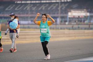 BIB: 52298
                            <button type="button" onclick="openModal(10519929)" class="btn btn-primary btn-sm float-right btn-popup" data-toggle="modal" data-target=".modal-high-quality">
                        <i class="fas fa-shopping-cart"></i> Add to Cart
                    </button>
                                            <button type="button" onclick="isThisMe(10519929, true)" class="btn btn-success btn-sm float-right btn-popup btn-isme hidden" data-toggle="tooltip" data-placement="bottom" title="นี่คือรูปของคุณใช่ไหม คลิกที่นี่เพื่อเอาเข้าอัลบั้ม">
                        <i class="fas fa-plus"></i> Add to album
                    </button>
                    <button type="button" onclick="isThisMe(10519929, false)" class="btn btn-warning btn-sm float-right btn-popup btn-isnotme hidden">
                        <i class="fas fa-ban"></i> Remove from album
                    </button>