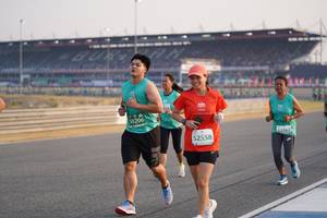 BIB: 50206, 52558
                            <button type="button" onclick="openModal(10511273)" class="btn btn-primary btn-sm float-right btn-popup" data-toggle="modal" data-target=".modal-high-quality">
                        <i class="fas fa-shopping-cart"></i> Add to Cart
                    </button>
                                            <button type="button" onclick="isThisMe(10511273, true)" class="btn btn-success btn-sm float-right btn-popup btn-isme hidden" data-toggle="tooltip" data-placement="bottom" title="นี่คือรูปของคุณใช่ไหม คลิกที่นี่เพื่อเอาเข้าอัลบั้ม">
                        <i class="fas fa-plus"></i> Add to album
                    </button>
                    <button type="button" onclick="isThisMe(10511273, false)" class="btn btn-warning btn-sm float-right btn-popup btn-isnotme hidden">
                        <i class="fas fa-ban"></i> Remove from album
                    </button>