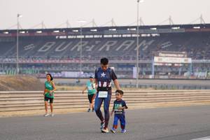 BIB: 2399
                            <button type="button" onclick="openModal(10520359)" class="btn btn-primary btn-sm float-right btn-popup" data-toggle="modal" data-target=".modal-high-quality">
                        <i class="fas fa-shopping-cart"></i> Add to Cart
                    </button>
                                            <button type="button" onclick="isThisMe(10520359, true)" class="btn btn-success btn-sm float-right btn-popup btn-isme hidden" data-toggle="tooltip" data-placement="bottom" title="นี่คือรูปของคุณใช่ไหม คลิกที่นี่เพื่อเอาเข้าอัลบั้ม">
                        <i class="fas fa-plus"></i> Add to album
                    </button>
                    <button type="button" onclick="isThisMe(10520359, false)" class="btn btn-warning btn-sm float-right btn-popup btn-isnotme hidden">
                        <i class="fas fa-ban"></i> Remove from album
                    </button>