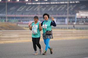 BIB: 
                            <button type="button" onclick="openModal(10521282)" class="btn btn-primary btn-sm float-right btn-popup" data-toggle="modal" data-target=".modal-high-quality">
                        <i class="fas fa-shopping-cart"></i> Add to Cart
                    </button>
                                            <button type="button" onclick="isThisMe(10521282, true)" class="btn btn-success btn-sm float-right btn-popup btn-isme hidden" data-toggle="tooltip" data-placement="bottom" title="นี่คือรูปของคุณใช่ไหม คลิกที่นี่เพื่อเอาเข้าอัลบั้ม">
                        <i class="fas fa-plus"></i> Add to album
                    </button>
                    <button type="button" onclick="isThisMe(10521282, false)" class="btn btn-warning btn-sm float-right btn-popup btn-isnotme hidden">
                        <i class="fas fa-ban"></i> Remove from album
                    </button>