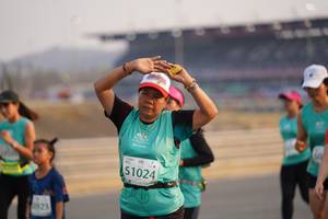 BIB: 51024, 923
                            <button type="button" onclick="openModal(10511736)" class="btn btn-primary btn-sm float-right btn-popup" data-toggle="modal" data-target=".modal-high-quality">
                        <i class="fas fa-shopping-cart"></i> Add to Cart
                    </button>
                                            <button type="button" onclick="isThisMe(10511736, true)" class="btn btn-success btn-sm float-right btn-popup btn-isme hidden" data-toggle="tooltip" data-placement="bottom" title="นี่คือรูปของคุณใช่ไหม คลิกที่นี่เพื่อเอาเข้าอัลบั้ม">
                        <i class="fas fa-plus"></i> Add to album
                    </button>
                    <button type="button" onclick="isThisMe(10511736, false)" class="btn btn-warning btn-sm float-right btn-popup btn-isnotme hidden">
                        <i class="fas fa-ban"></i> Remove from album
                    </button>