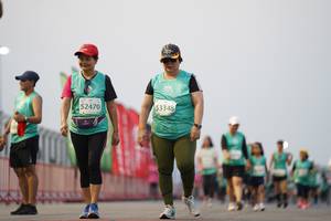 BIB: 52470, 53348
                            <button type="button" onclick="openModal(10523725)" class="btn btn-primary btn-sm float-right btn-popup" data-toggle="modal" data-target=".modal-high-quality">
                        <i class="fas fa-shopping-cart"></i> Add to Cart
                    </button>
                                            <button type="button" onclick="isThisMe(10523725, true)" class="btn btn-success btn-sm float-right btn-popup btn-isme hidden" data-toggle="tooltip" data-placement="bottom" title="นี่คือรูปของคุณใช่ไหม คลิกที่นี่เพื่อเอาเข้าอัลบั้ม">
                        <i class="fas fa-plus"></i> Add to album
                    </button>
                    <button type="button" onclick="isThisMe(10523725, false)" class="btn btn-warning btn-sm float-right btn-popup btn-isnotme hidden">
                        <i class="fas fa-ban"></i> Remove from album
                    </button>