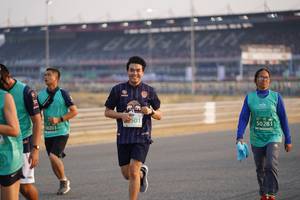 BIB: 50281, 50203
                            <button type="button" onclick="openModal(10511827)" class="btn btn-primary btn-sm float-right btn-popup" data-toggle="modal" data-target=".modal-high-quality">
                        <i class="fas fa-shopping-cart"></i> Add to Cart
                    </button>
                                            <button type="button" onclick="isThisMe(10511827, true)" class="btn btn-success btn-sm float-right btn-popup btn-isme hidden" data-toggle="tooltip" data-placement="bottom" title="นี่คือรูปของคุณใช่ไหม คลิกที่นี่เพื่อเอาเข้าอัลบั้ม">
                        <i class="fas fa-plus"></i> Add to album
                    </button>
                    <button type="button" onclick="isThisMe(10511827, false)" class="btn btn-warning btn-sm float-right btn-popup btn-isnotme hidden">
                        <i class="fas fa-ban"></i> Remove from album
                    </button>