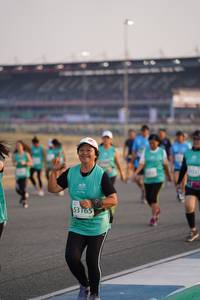 BIB: 165
                            <button type="button" onclick="openModal(10514637)" class="btn btn-primary btn-sm float-right btn-popup" data-toggle="modal" data-target=".modal-high-quality">
                        <i class="fas fa-shopping-cart"></i> Add to Cart
                    </button>
                                            <button type="button" onclick="isThisMe(10514637, true)" class="btn btn-success btn-sm float-right btn-popup btn-isme hidden" data-toggle="tooltip" data-placement="bottom" title="นี่คือรูปของคุณใช่ไหม คลิกที่นี่เพื่อเอาเข้าอัลบั้ม">
                        <i class="fas fa-plus"></i> Add to album
                    </button>
                    <button type="button" onclick="isThisMe(10514637, false)" class="btn btn-warning btn-sm float-right btn-popup btn-isnotme hidden">
                        <i class="fas fa-ban"></i> Remove from album
                    </button>