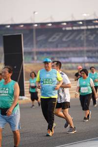 BIB: 51615, 51107, 50164
                            <button type="button" onclick="openModal(10515516)" class="btn btn-primary btn-sm float-right btn-popup" data-toggle="modal" data-target=".modal-high-quality">
                        <i class="fas fa-shopping-cart"></i> Add to Cart
                    </button>
                                            <button type="button" onclick="isThisMe(10515516, true)" class="btn btn-success btn-sm float-right btn-popup btn-isme hidden" data-toggle="tooltip" data-placement="bottom" title="นี่คือรูปของคุณใช่ไหม คลิกที่นี่เพื่อเอาเข้าอัลบั้ม">
                        <i class="fas fa-plus"></i> Add to album
                    </button>
                    <button type="button" onclick="isThisMe(10515516, false)" class="btn btn-warning btn-sm float-right btn-popup btn-isnotme hidden">
                        <i class="fas fa-ban"></i> Remove from album
                    </button>