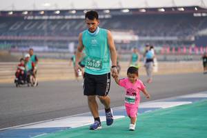 BIB: 50107
                            <button type="button" onclick="openModal(10519883)" class="btn btn-primary btn-sm float-right btn-popup" data-toggle="modal" data-target=".modal-high-quality">
                        <i class="fas fa-shopping-cart"></i> Add to Cart
                    </button>
                                            <button type="button" onclick="isThisMe(10519883, true)" class="btn btn-success btn-sm float-right btn-popup btn-isme hidden" data-toggle="tooltip" data-placement="bottom" title="นี่คือรูปของคุณใช่ไหม คลิกที่นี่เพื่อเอาเข้าอัลบั้ม">
                        <i class="fas fa-plus"></i> Add to album
                    </button>
                    <button type="button" onclick="isThisMe(10519883, false)" class="btn btn-warning btn-sm float-right btn-popup btn-isnotme hidden">
                        <i class="fas fa-ban"></i> Remove from album
                    </button>