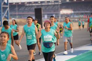 BIB: 52002, 53151
                            <button type="button" onclick="openModal(10514983)" class="btn btn-primary btn-sm float-right btn-popup" data-toggle="modal" data-target=".modal-high-quality">
                        <i class="fas fa-shopping-cart"></i> Add to Cart
                    </button>
                                            <button type="button" onclick="isThisMe(10514983, true)" class="btn btn-success btn-sm float-right btn-popup btn-isme hidden" data-toggle="tooltip" data-placement="bottom" title="นี่คือรูปของคุณใช่ไหม คลิกที่นี่เพื่อเอาเข้าอัลบั้ม">
                        <i class="fas fa-plus"></i> Add to album
                    </button>
                    <button type="button" onclick="isThisMe(10514983, false)" class="btn btn-warning btn-sm float-right btn-popup btn-isnotme hidden">
                        <i class="fas fa-ban"></i> Remove from album
                    </button>