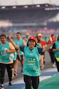 BIB: 178, 50400
                            <button type="button" onclick="openModal(10517563)" class="btn btn-primary btn-sm float-right btn-popup" data-toggle="modal" data-target=".modal-high-quality">
                        <i class="fas fa-shopping-cart"></i> Add to Cart
                    </button>
                                            <button type="button" onclick="isThisMe(10517563, true)" class="btn btn-success btn-sm float-right btn-popup btn-isme hidden" data-toggle="tooltip" data-placement="bottom" title="นี่คือรูปของคุณใช่ไหม คลิกที่นี่เพื่อเอาเข้าอัลบั้ม">
                        <i class="fas fa-plus"></i> Add to album
                    </button>
                    <button type="button" onclick="isThisMe(10517563, false)" class="btn btn-warning btn-sm float-right btn-popup btn-isnotme hidden">
                        <i class="fas fa-ban"></i> Remove from album
                    </button>