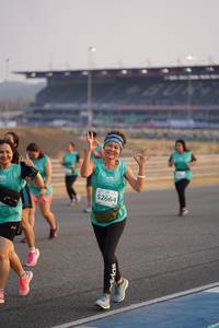 BIB: 52664
                            <button type="button" onclick="openModal(10514518)" class="btn btn-primary btn-sm float-right btn-popup" data-toggle="modal" data-target=".modal-high-quality">
                        <i class="fas fa-shopping-cart"></i> Add to Cart
                    </button>
                                            <button type="button" onclick="isThisMe(10514518, true)" class="btn btn-success btn-sm float-right btn-popup btn-isme hidden" data-toggle="tooltip" data-placement="bottom" title="นี่คือรูปของคุณใช่ไหม คลิกที่นี่เพื่อเอาเข้าอัลบั้ม">
                        <i class="fas fa-plus"></i> Add to album
                    </button>
                    <button type="button" onclick="isThisMe(10514518, false)" class="btn btn-warning btn-sm float-right btn-popup btn-isnotme hidden">
                        <i class="fas fa-ban"></i> Remove from album
                    </button>