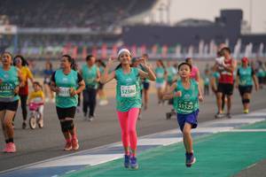 BIB: 5152, 52386, 5311, 51529
                            <button type="button" onclick="openModal(10519528)" class="btn btn-primary btn-sm float-right btn-popup" data-toggle="modal" data-target=".modal-high-quality">
                        <i class="fas fa-shopping-cart"></i> Add to Cart
                    </button>
                                            <button type="button" onclick="isThisMe(10519528, true)" class="btn btn-success btn-sm float-right btn-popup btn-isme hidden" data-toggle="tooltip" data-placement="bottom" title="นี่คือรูปของคุณใช่ไหม คลิกที่นี่เพื่อเอาเข้าอัลบั้ม">
                        <i class="fas fa-plus"></i> Add to album
                    </button>
                    <button type="button" onclick="isThisMe(10519528, false)" class="btn btn-warning btn-sm float-right btn-popup btn-isnotme hidden">
                        <i class="fas fa-ban"></i> Remove from album
                    </button>