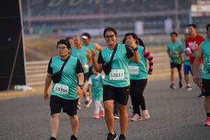 BIB: 1299, 52837, 53109
                            <button type="button" onclick="openModal(10519231)" class="btn btn-primary btn-sm float-right btn-popup" data-toggle="modal" data-target=".modal-high-quality">
                        <i class="fas fa-shopping-cart"></i> Add to Cart
                    </button>
                                            <button type="button" onclick="isThisMe(10519231, true)" class="btn btn-success btn-sm float-right btn-popup btn-isme hidden" data-toggle="tooltip" data-placement="bottom" title="นี่คือรูปของคุณใช่ไหม คลิกที่นี่เพื่อเอาเข้าอัลบั้ม">
                        <i class="fas fa-plus"></i> Add to album
                    </button>
                    <button type="button" onclick="isThisMe(10519231, false)" class="btn btn-warning btn-sm float-right btn-popup btn-isnotme hidden">
                        <i class="fas fa-ban"></i> Remove from album
                    </button>