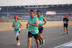 BIB: 121, 0458, 50869
                            <button type="button" onclick="openModal(10511175)" class="btn btn-primary btn-sm float-right btn-popup" data-toggle="modal" data-target=".modal-high-quality">
                        <i class="fas fa-shopping-cart"></i> Add to Cart
                    </button>
                                            <button type="button" onclick="isThisMe(10511175, true)" class="btn btn-success btn-sm float-right btn-popup btn-isme hidden" data-toggle="tooltip" data-placement="bottom" title="นี่คือรูปของคุณใช่ไหม คลิกที่นี่เพื่อเอาเข้าอัลบั้ม">
                        <i class="fas fa-plus"></i> Add to album
                    </button>
                    <button type="button" onclick="isThisMe(10511175, false)" class="btn btn-warning btn-sm float-right btn-popup btn-isnotme hidden">
                        <i class="fas fa-ban"></i> Remove from album
                    </button>